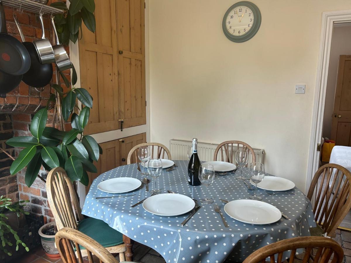 Seagulls Cottage In The Heart Of Exmouth Exterior photo
